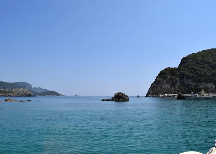 Manolo Corfu 팔레오카스트리차