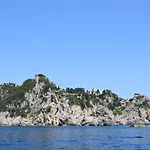 Manolo Corfu * Paleokasztríca